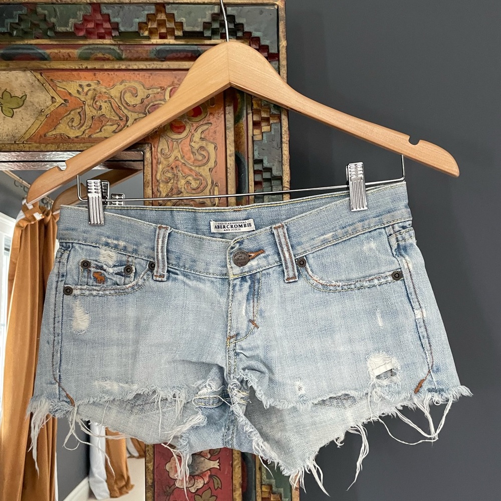 Abercrombie & Fitch Jean shorts